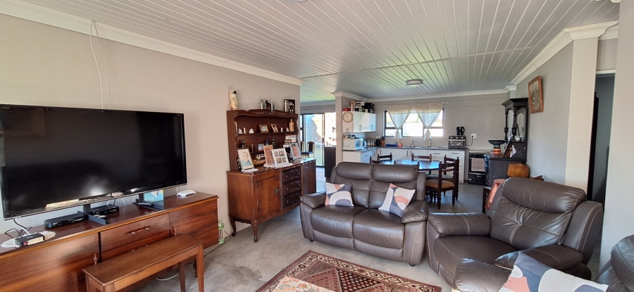 3 Bedroom Property for Sale in Albertinia Western Cape
